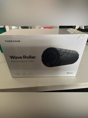 NEW Theragun Wave Roller Smart Vibrating Foam Roller - Black
